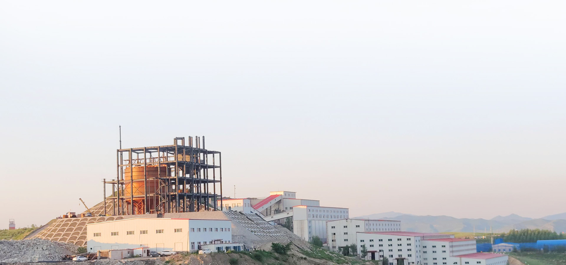 实现企业生长，，，，，，成绩员工价值，，，，，，践行社会责任。。